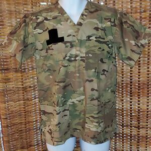 Shamron Mills V Neck Camouflage Scrub Top S